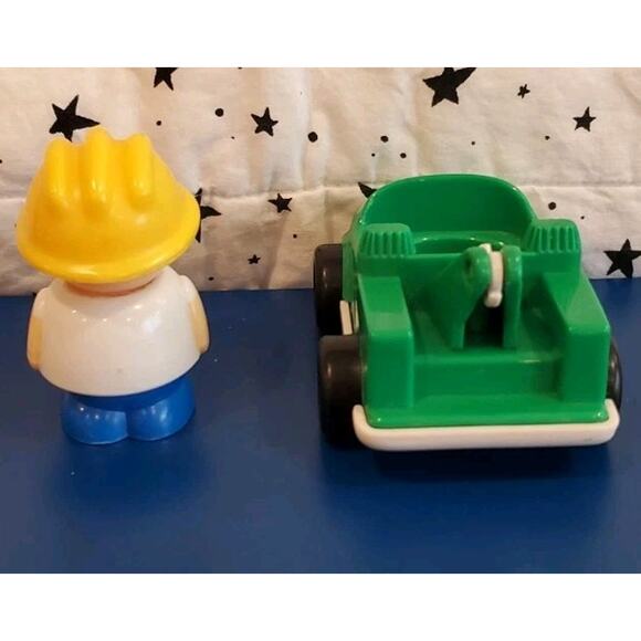 1992 Shelcore Wrecker Tow Truck Driver Construction Man Pretend Play Set - Picture 4 of 14